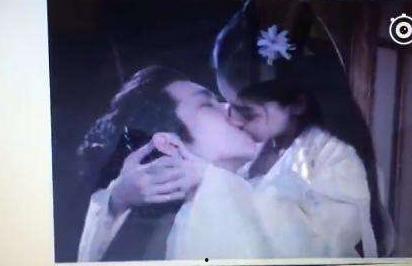 国产舌吻视频实拍