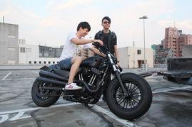 国产机车耍酷视频,耍酷视频展现中国机车魅力